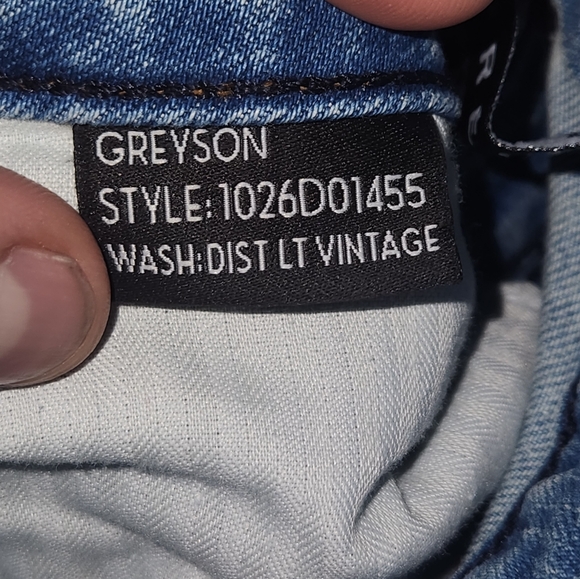 Monfrere Greyson Distressed Light Vintage, Size 32, OPEN TO OFFERS - Picture 8 of 8